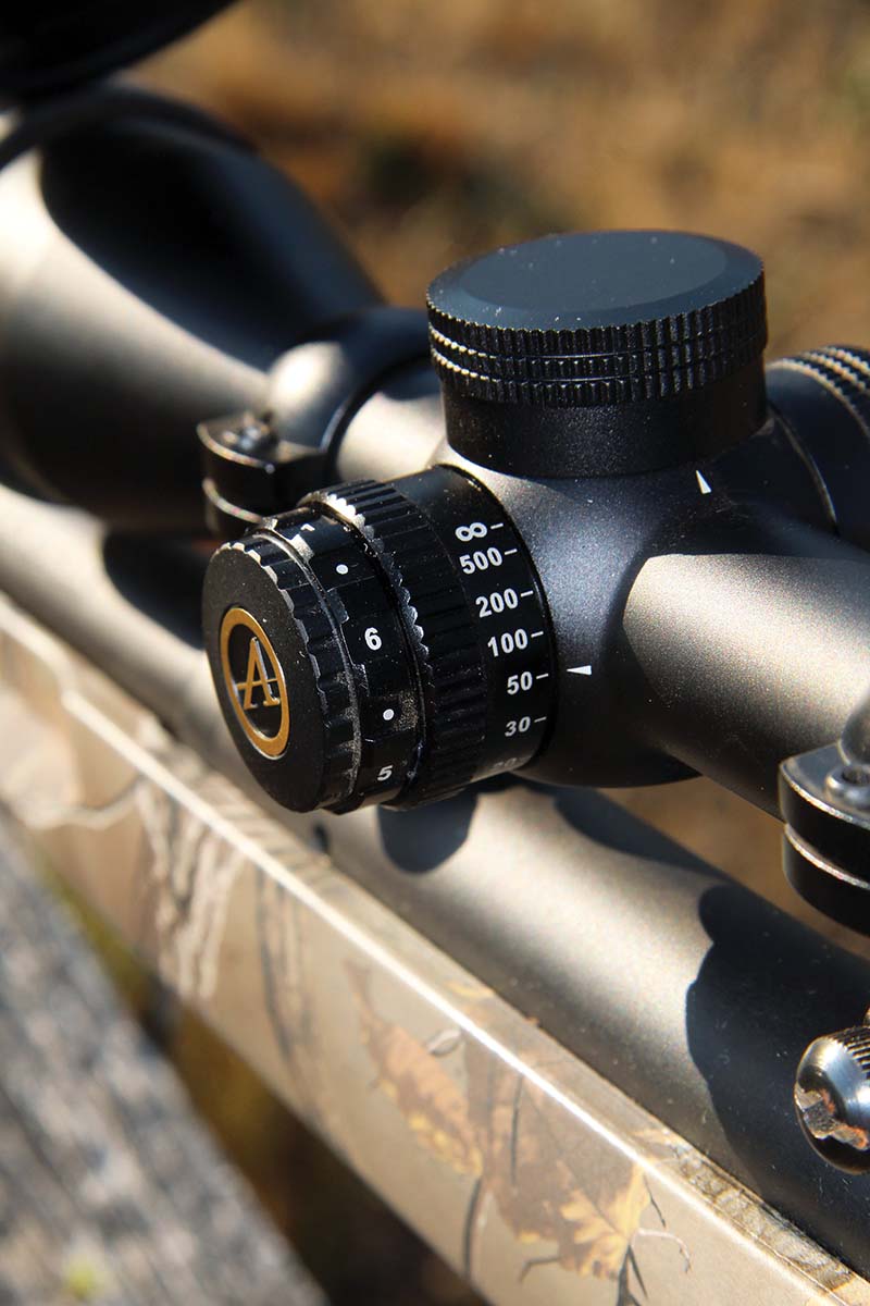 The illumination system lights the floating center dot red and includes six intensity levels. White dots are found between each brightness setting to shut illumination off, but keep a particular setting handy.